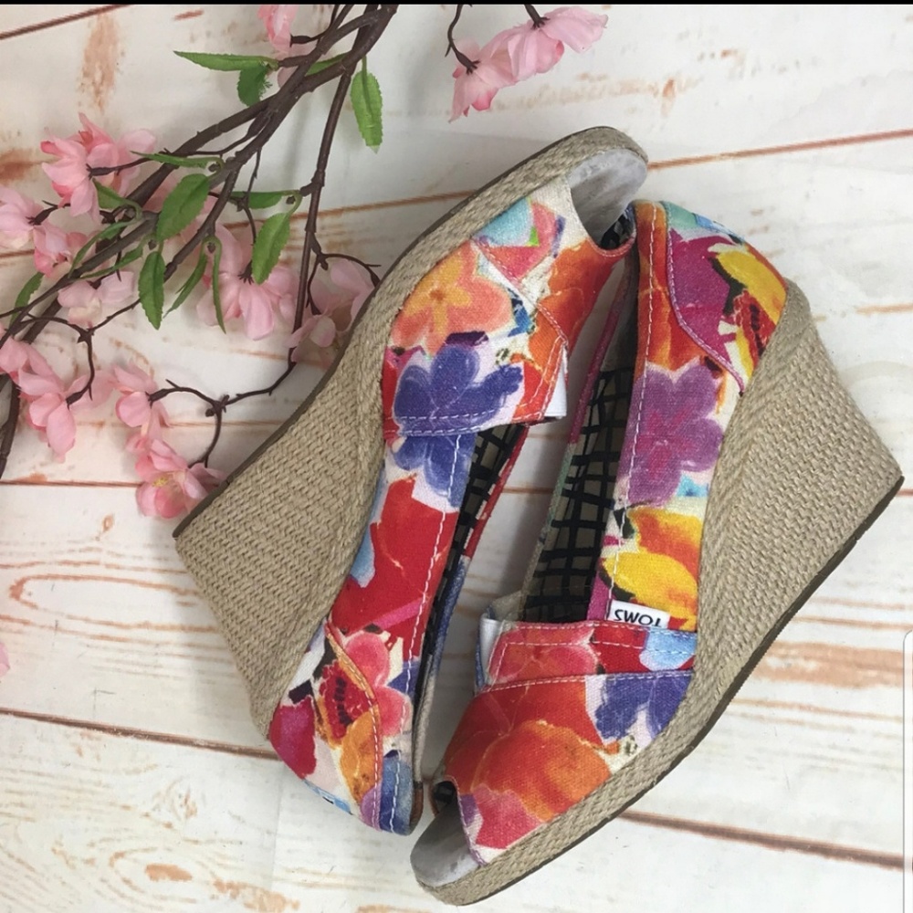 Tom's Oahu Peep Toe Wedge